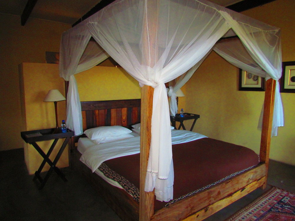 Plettenberg Bay Game Reserve: The Baroness Safari Lodge Eksteriør billede